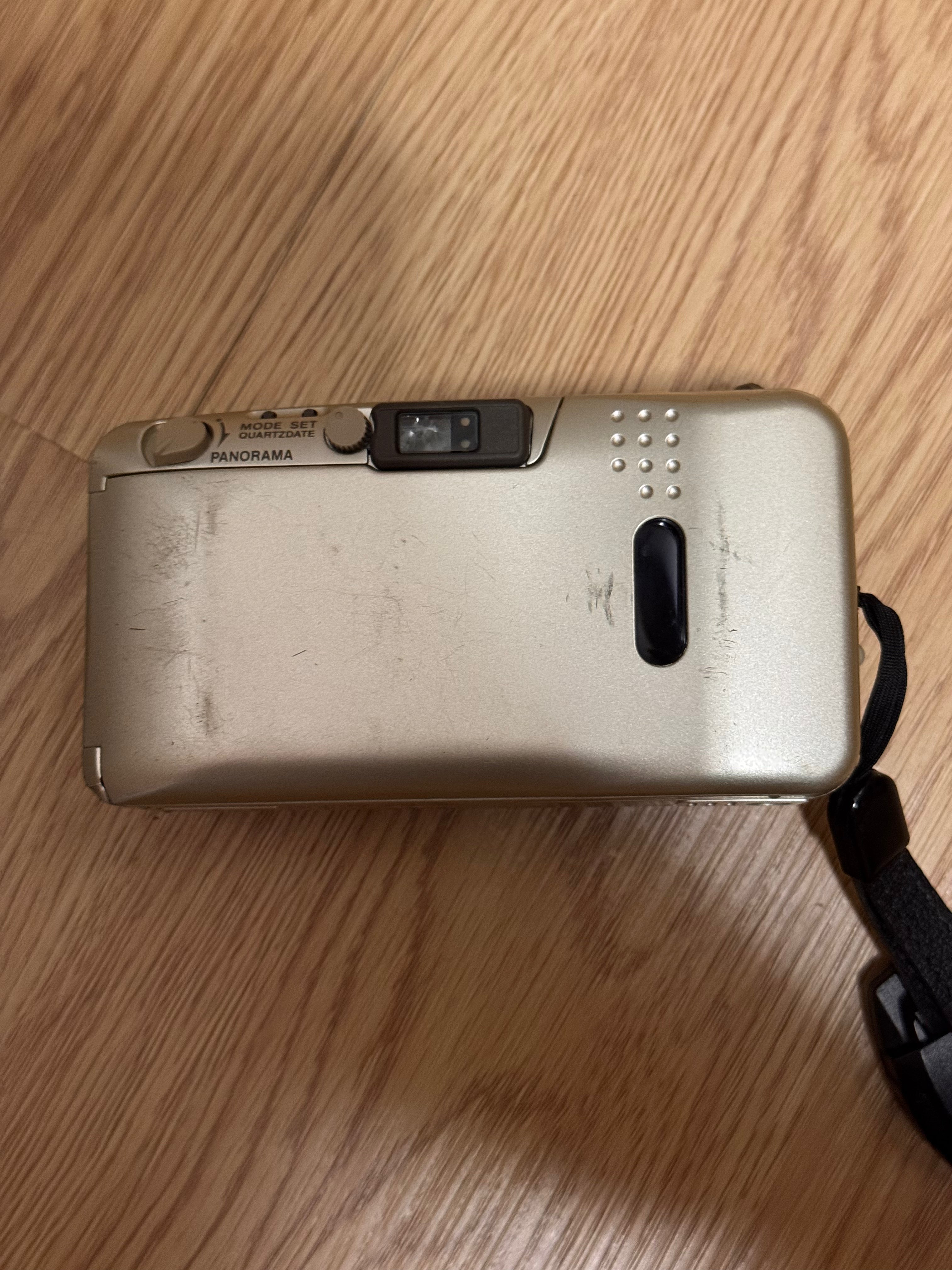 Olympus mju zoom 105 Deluxe 輕便菲林相機